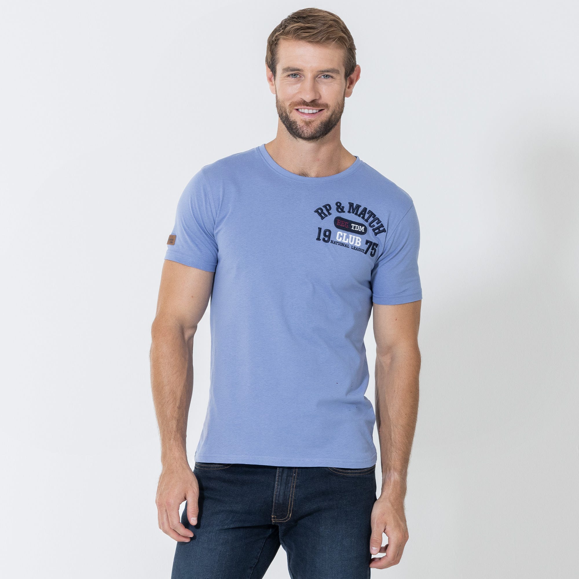 Herren-T-Shirt mit 3D-Stickrei