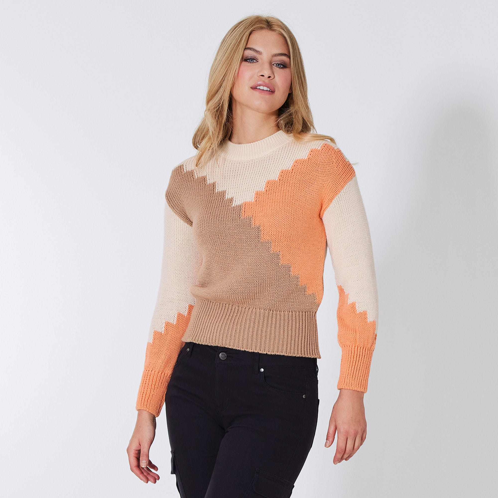Damen-Pullover mit tollem Farbdesign