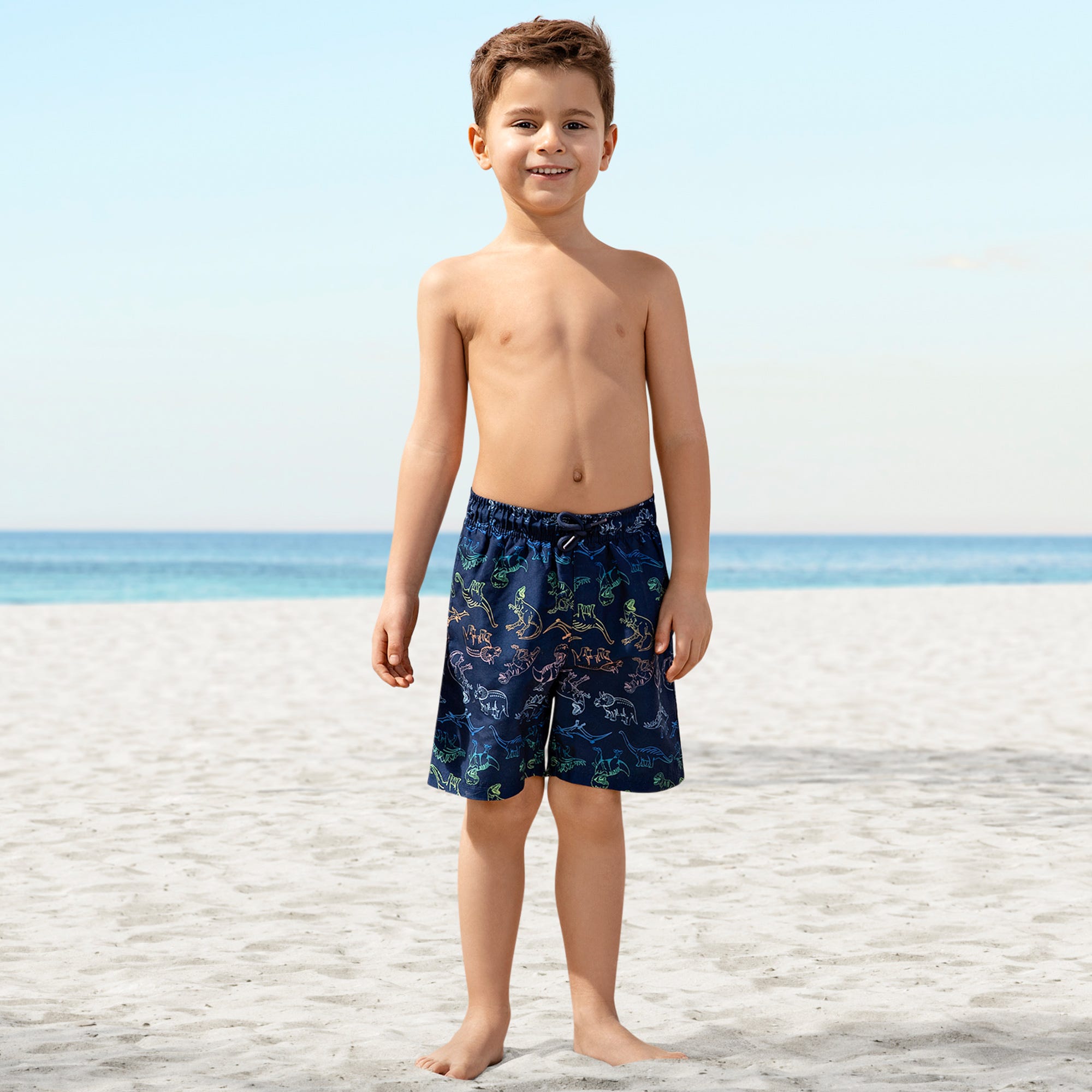 Jungen-Badeshorts mit Dino-Muster