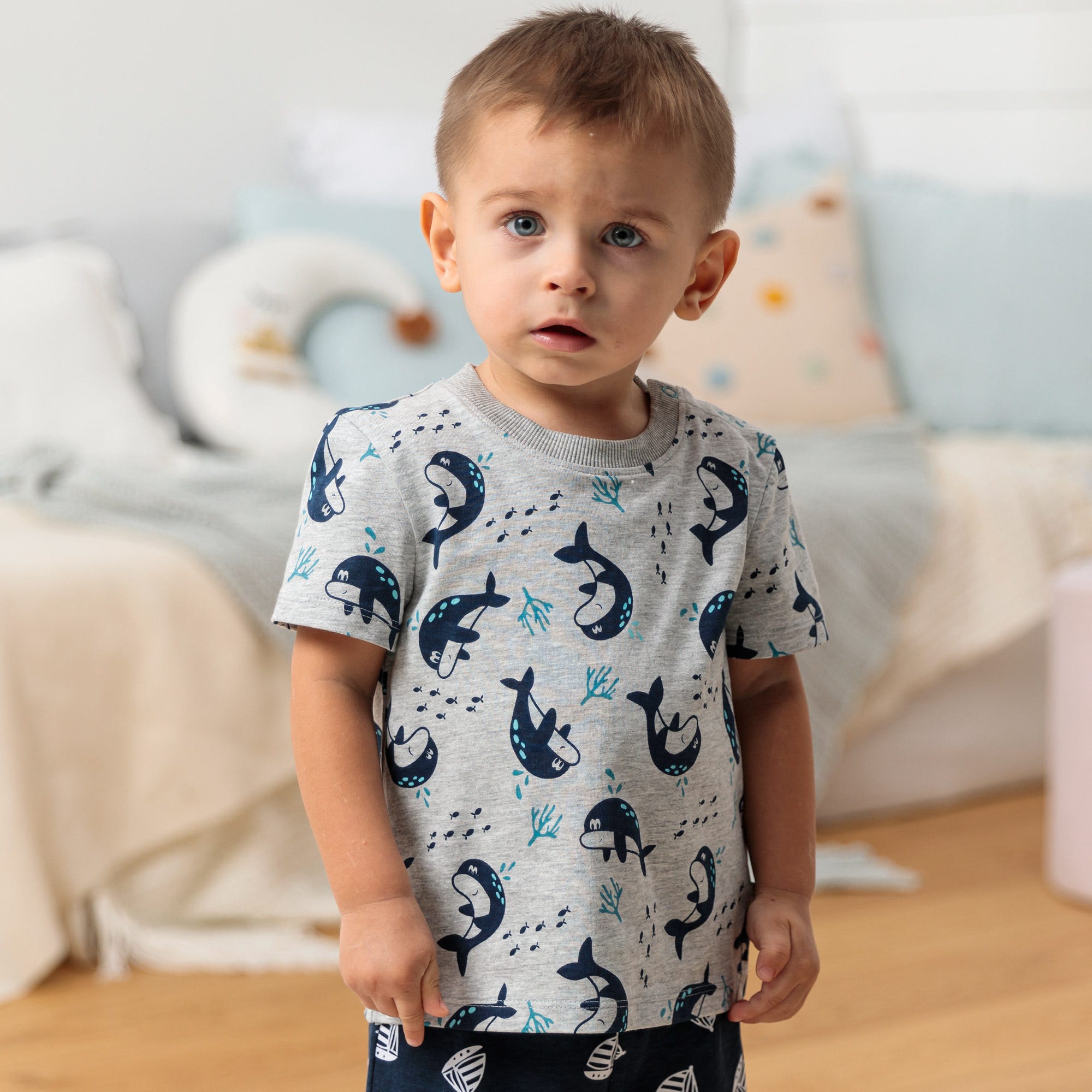 Baby-Jungen-T-Shirt mit Wal-Muster