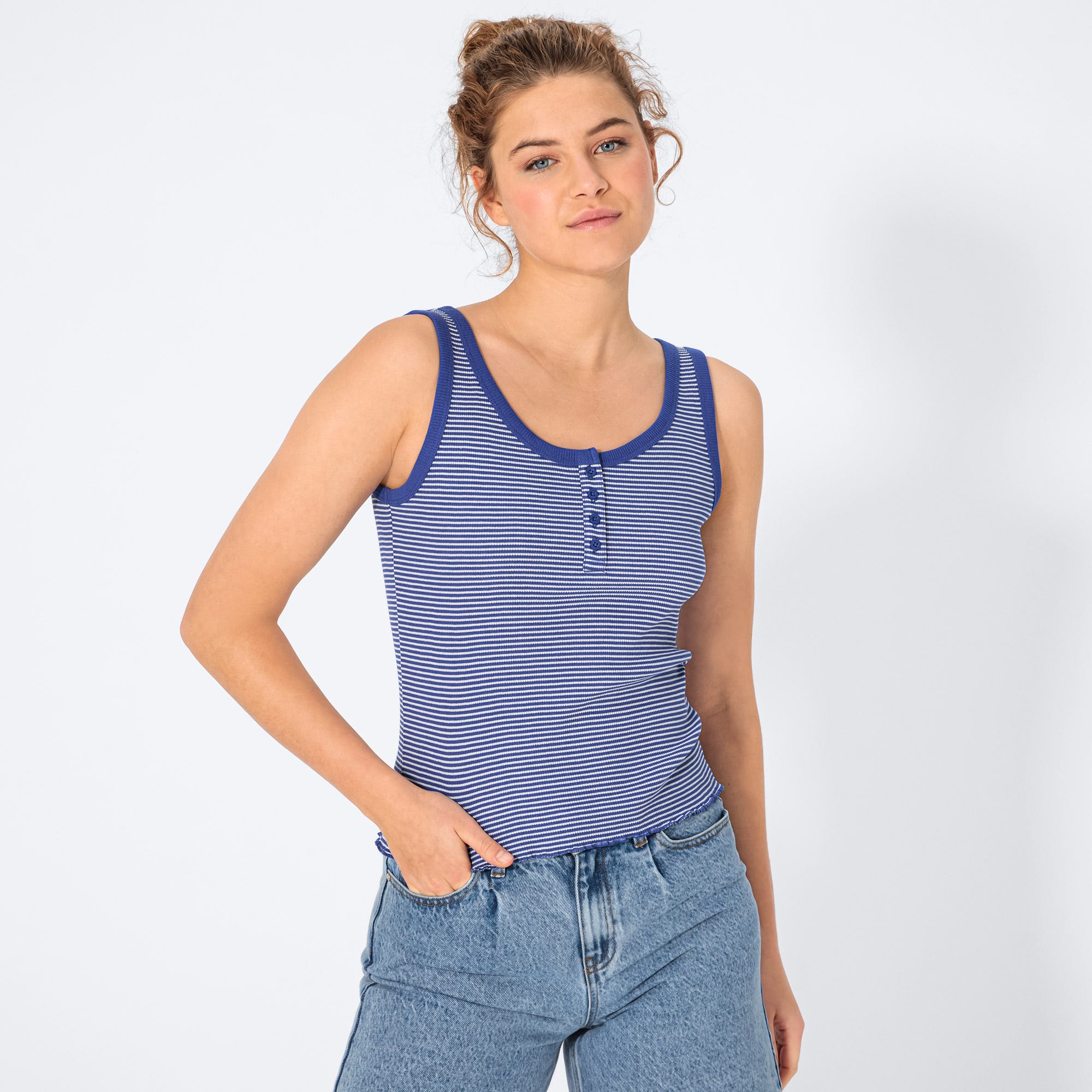 Damen-Top mit Knopfleiste