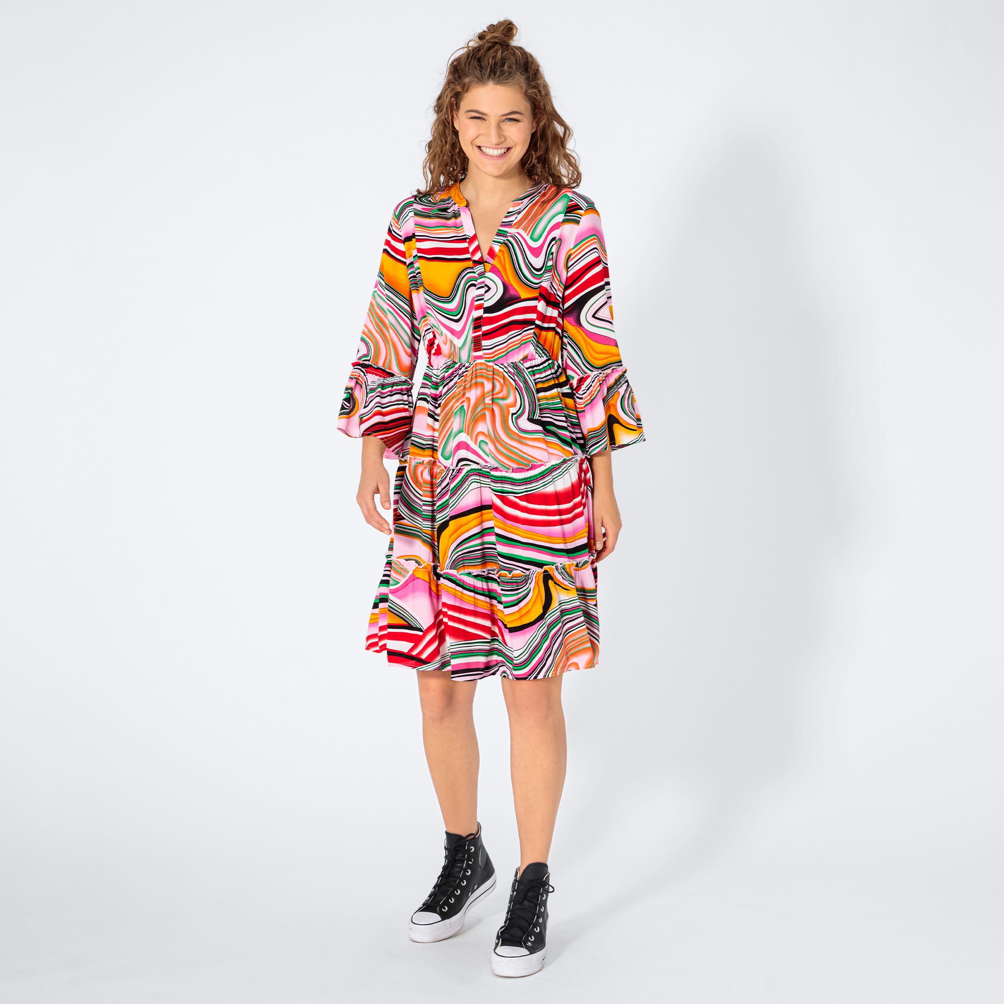Damen-Kleid mit stylishem Muster