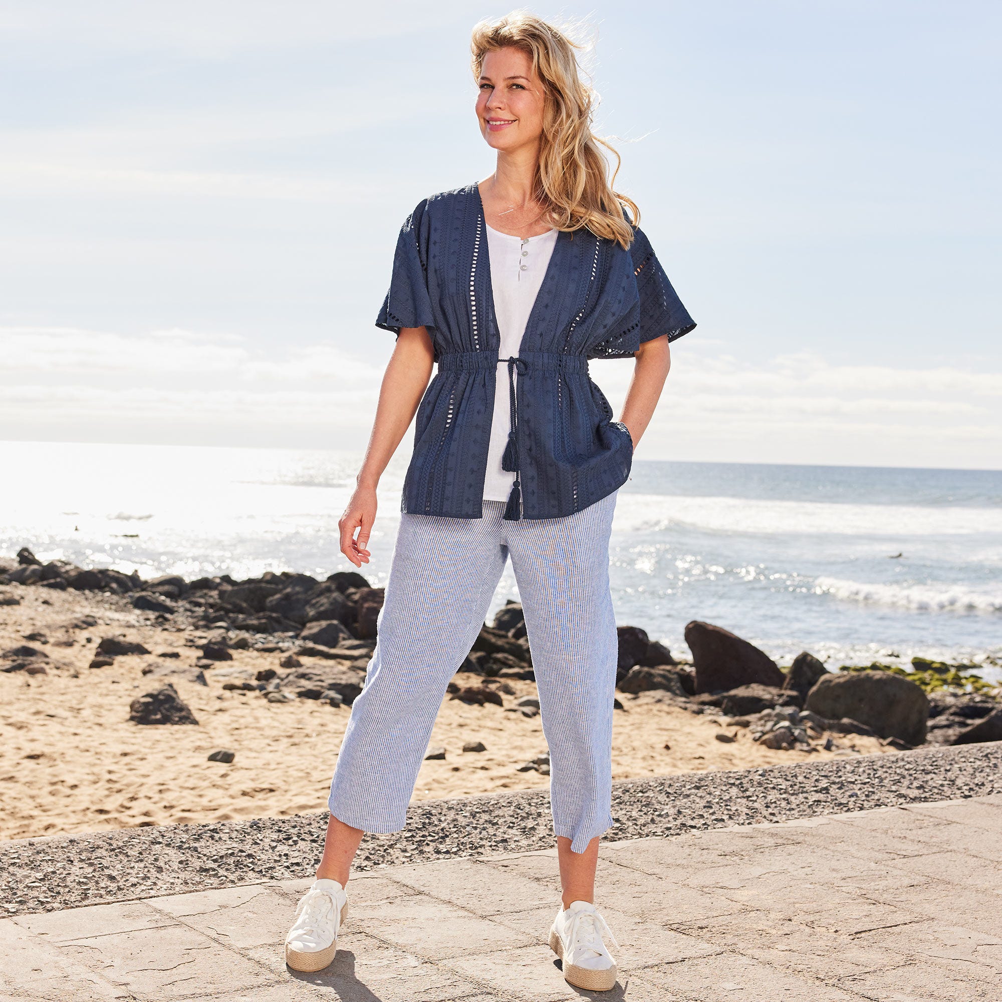 Damen-Culotte mit Bindebändern