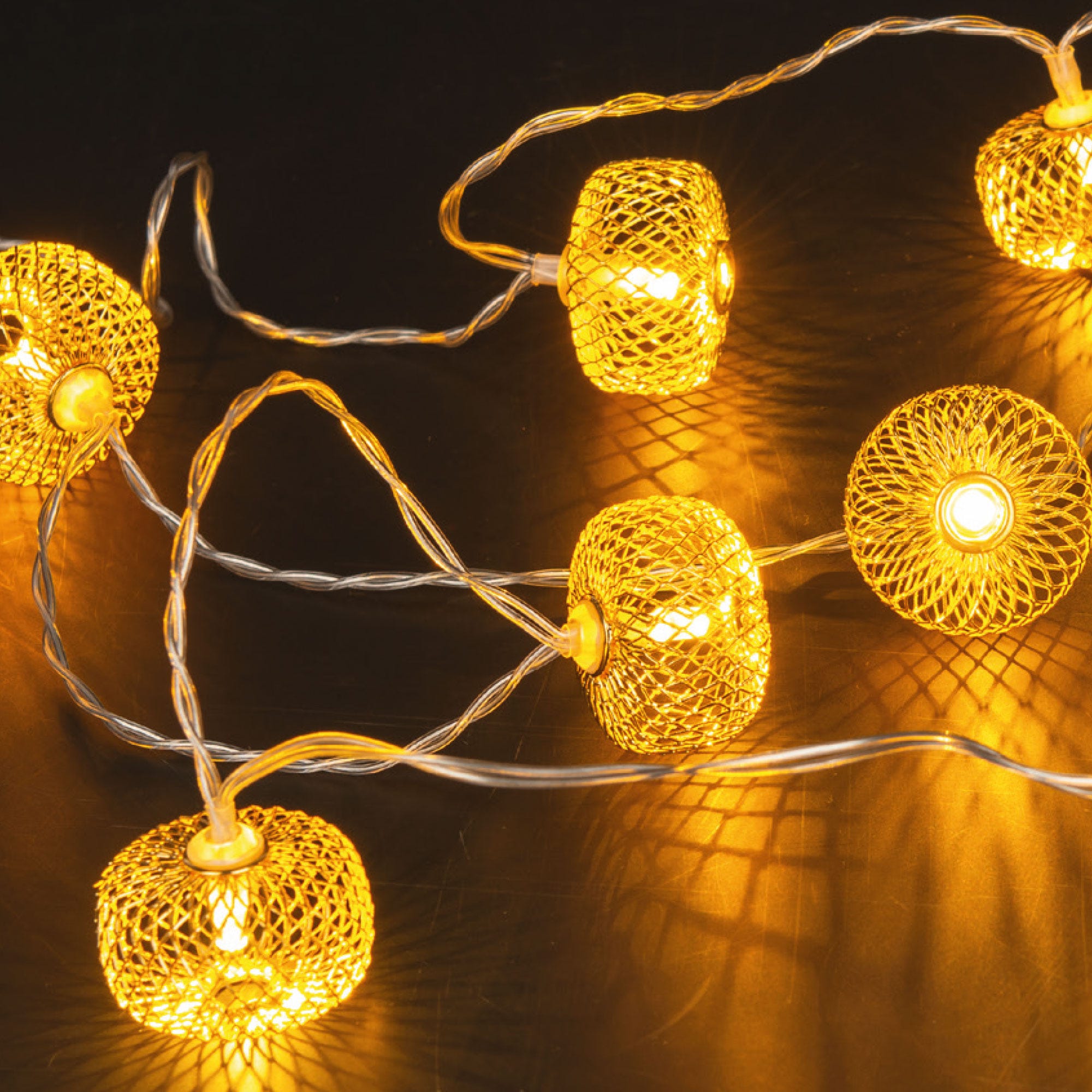 LED-Lichterkette in verschiedenen Varianten, ca. 165cm
