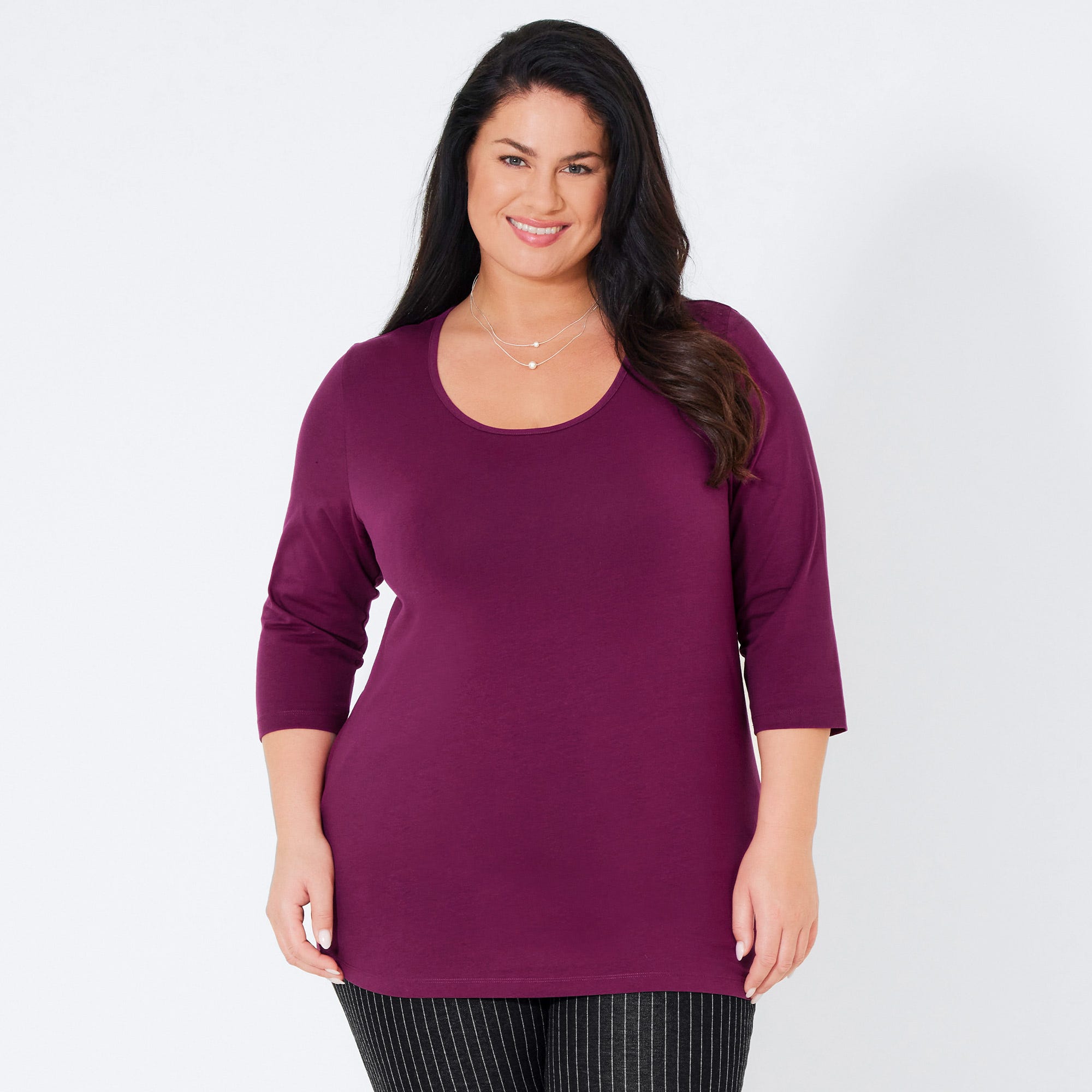 Damen-Shirt mit tiefem Rundhalsausschnitt, große Größen