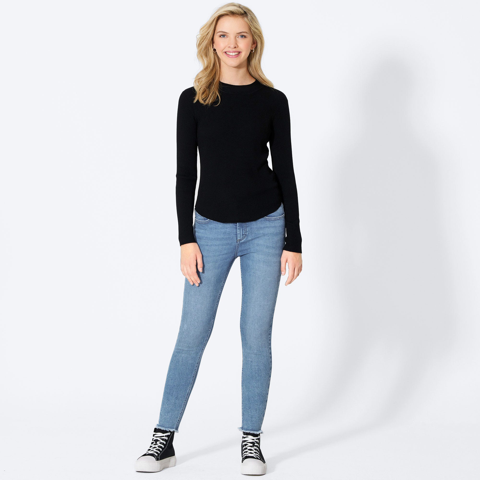 Damen-Jeans mit offener Saumkante